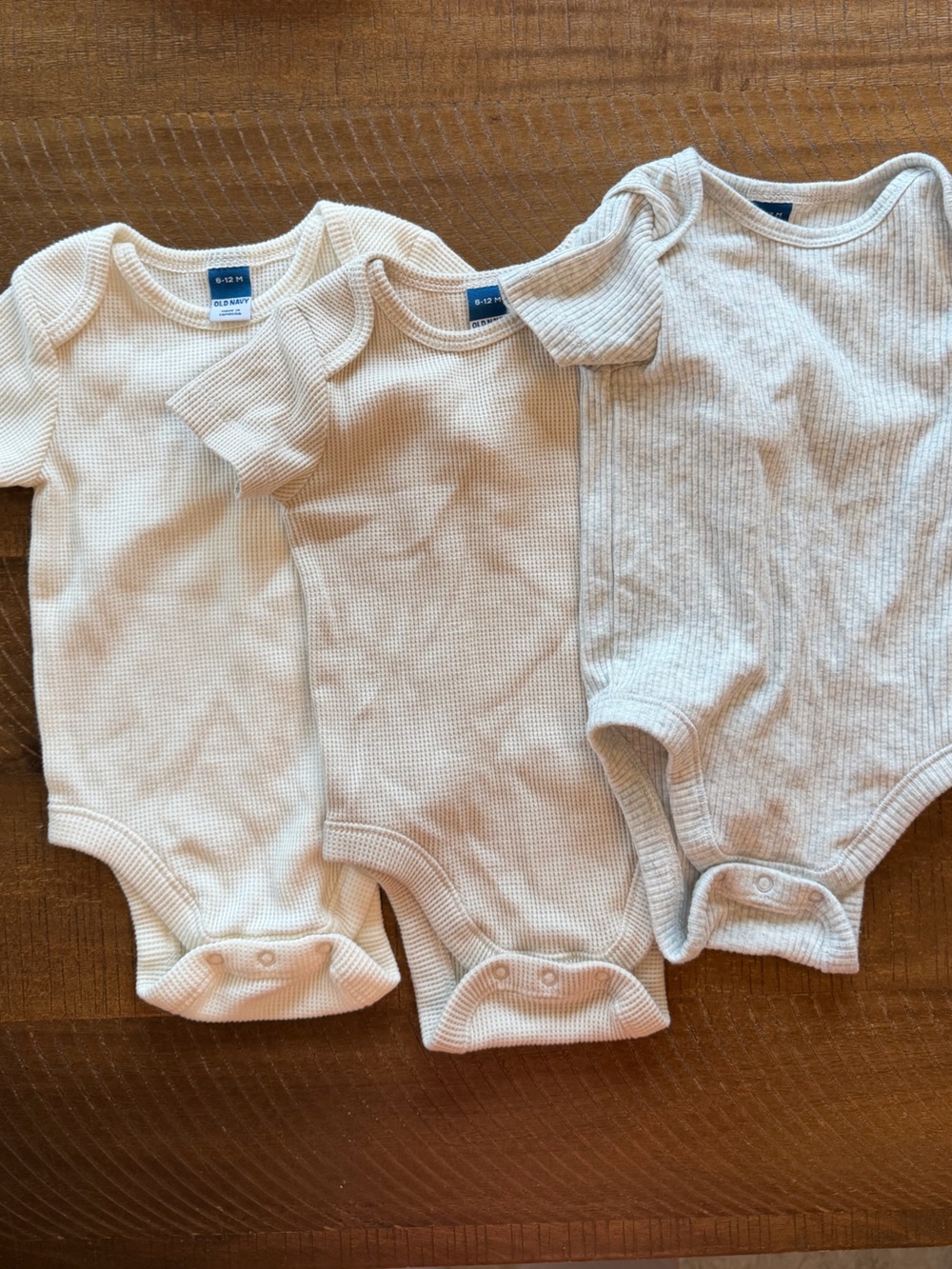 Bundle of 3 Old Navy Onesies Neutral Size 6-12M
